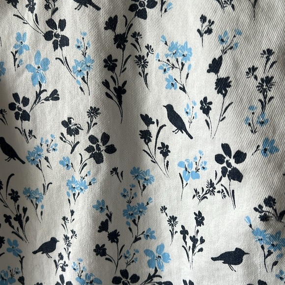 Draper James Printed Denim Popover Top size 6 - Picture 2 of 4